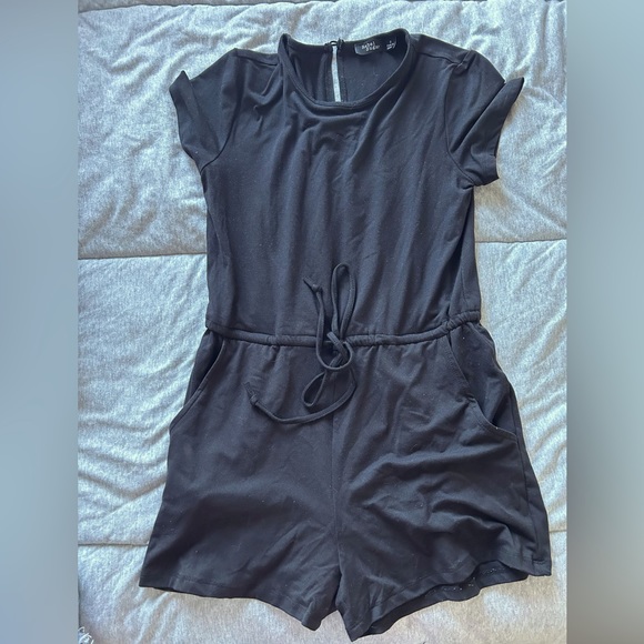 Short Sleeve Romper - Picture 1 of 2